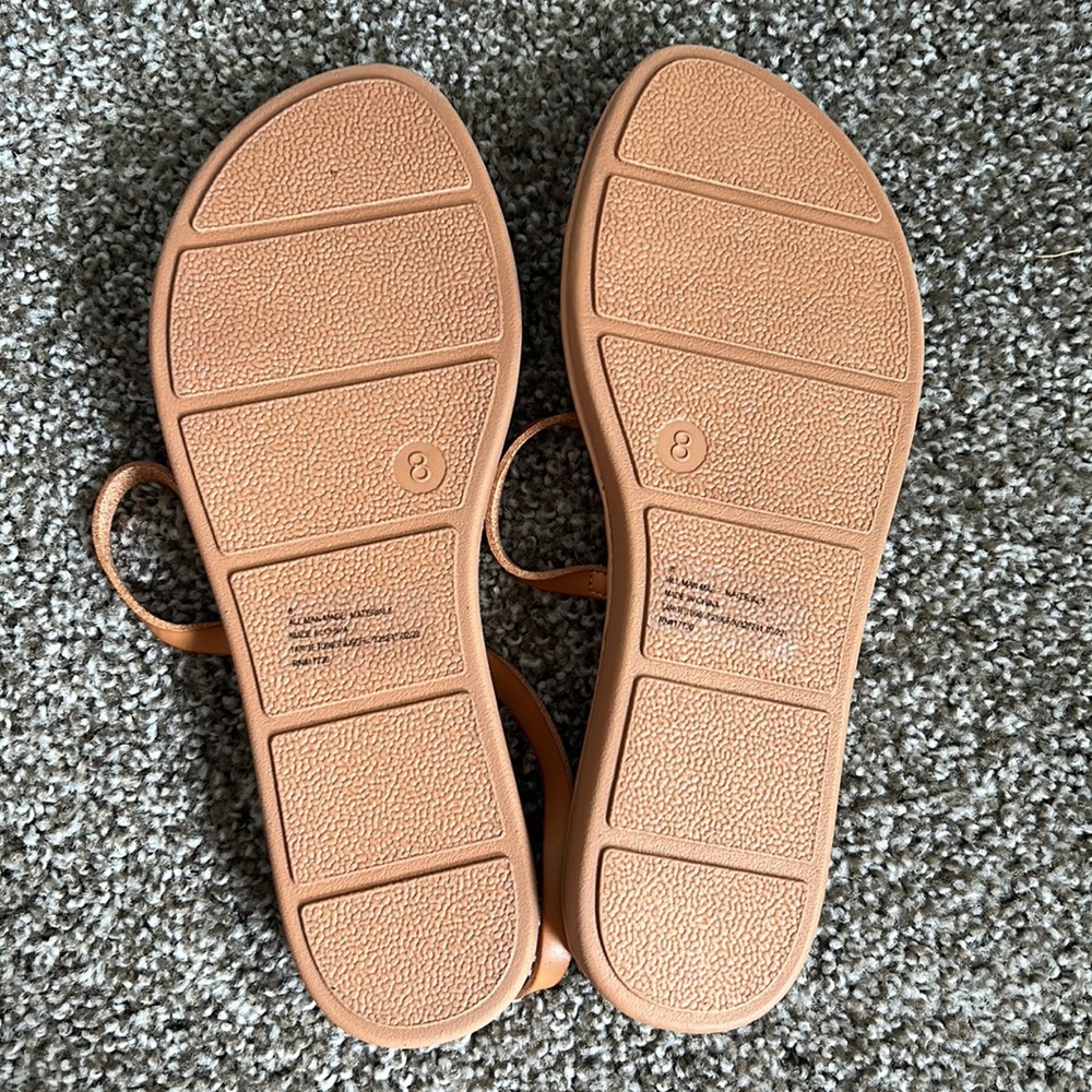 Universal Threads-Goods Co. - Picture 2 of 2